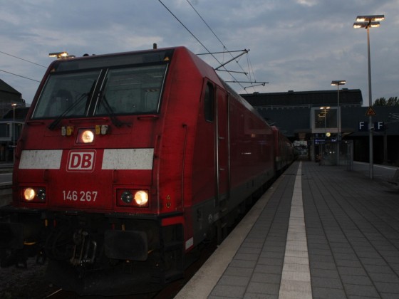 146 267 mit RB 86 in Lübeck Hbf
